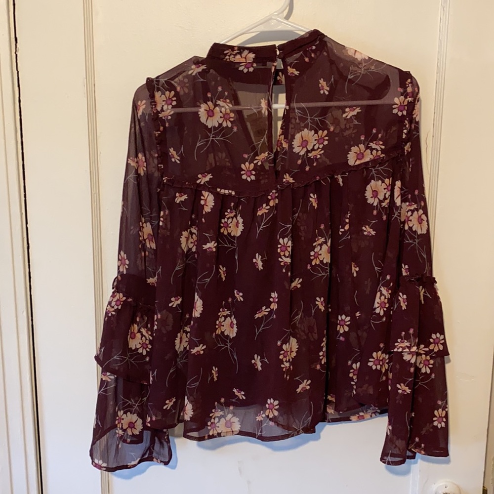 NEW American Eagle Outfitters ruffled floral blouse - Picture 2 of 7